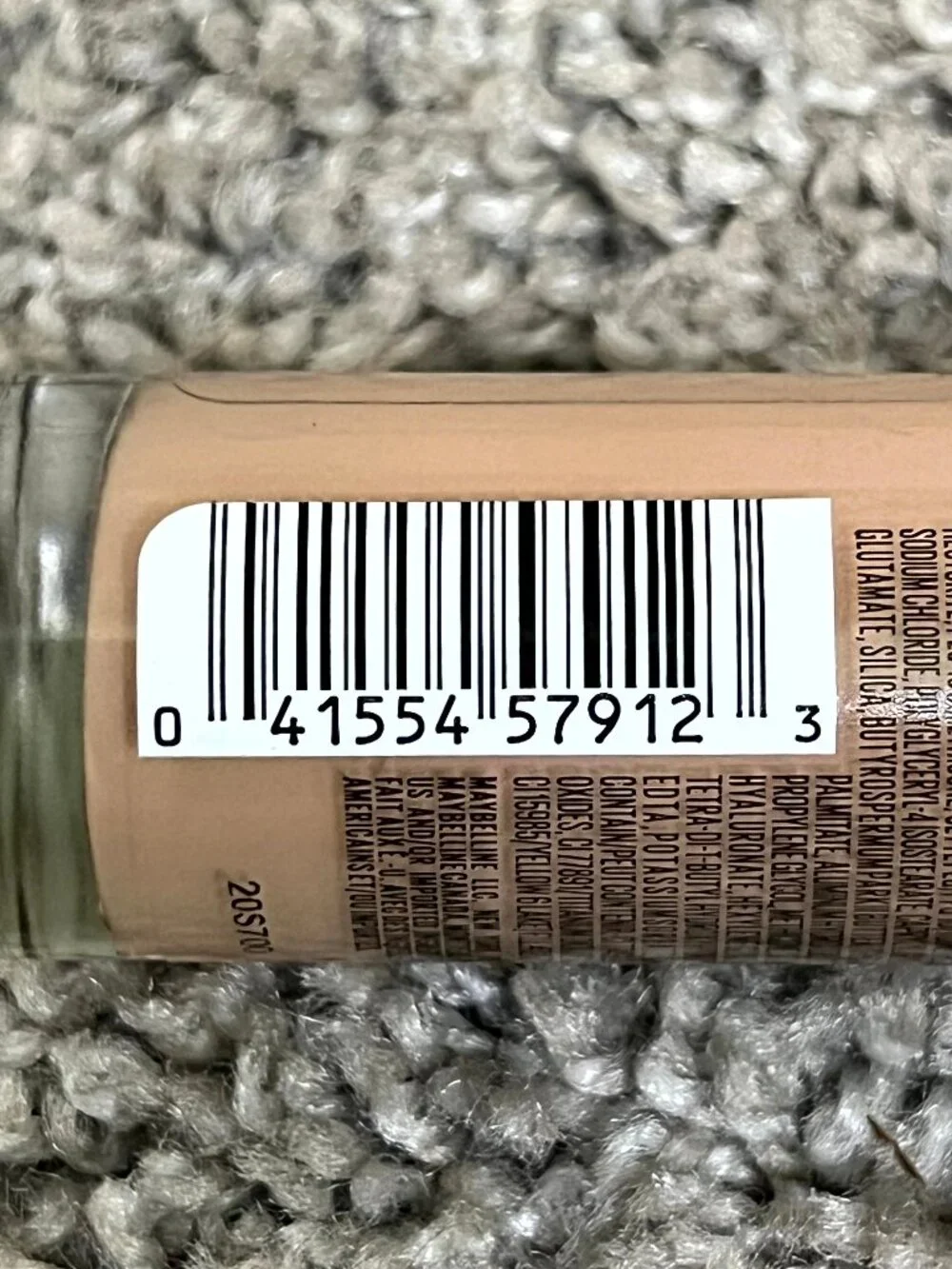Maybelline Radiant Liquid Medium Coverage Hydrating Foundation 30 ML